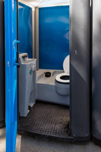 Porta potty delivery and setup in Buda, TX
